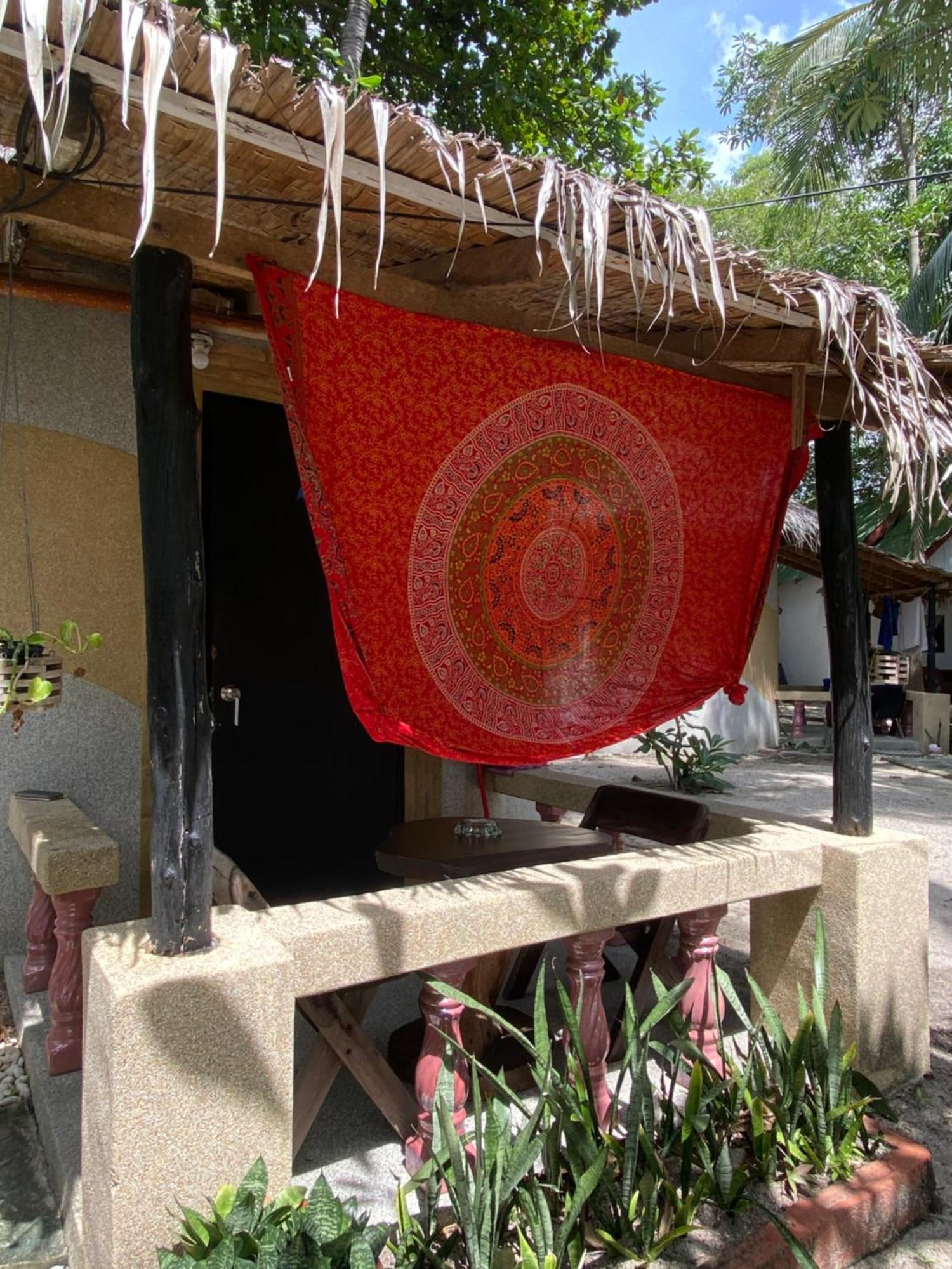 Ferienwohnung Hutofhappiness Thong Sala Exterior foto